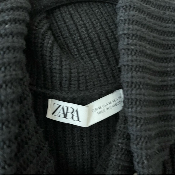 Zara black knit turtle neck sweater - Picture 2 of 2